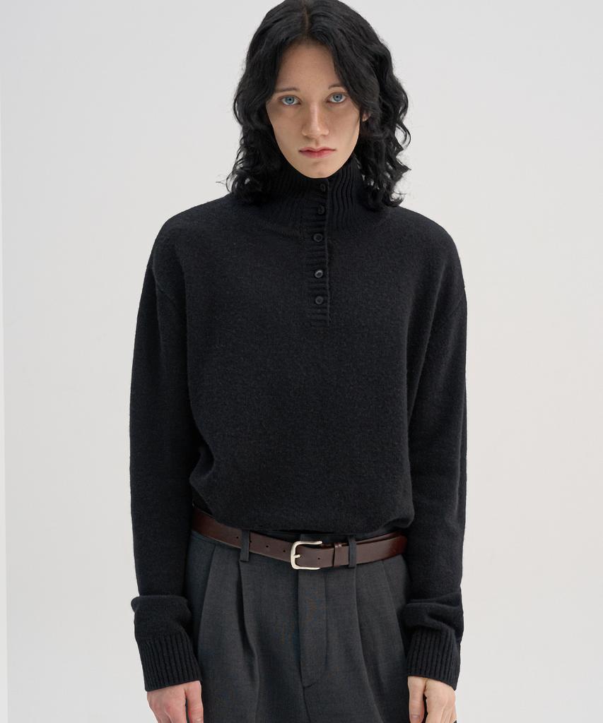 TRIP LE SENS Wool High-Neck Button Knit_Black