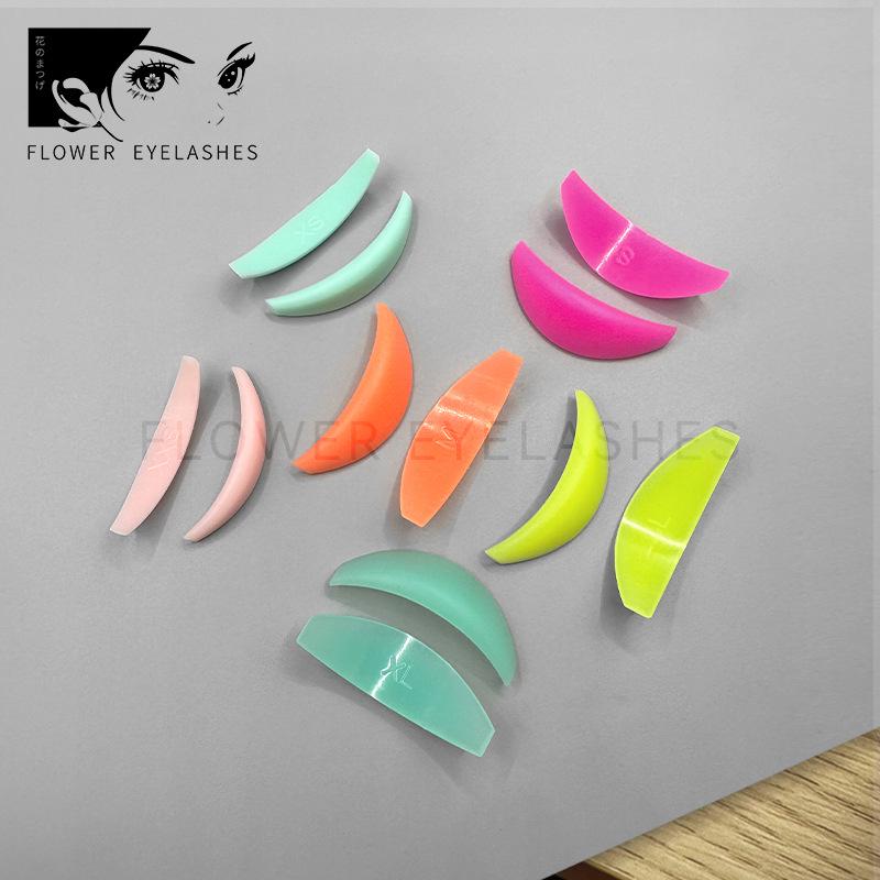 

Цветная биозавивка ресниц с гелевыми патчами Q-Bomb - 6 пар Набор инструментов для завивки ресниц