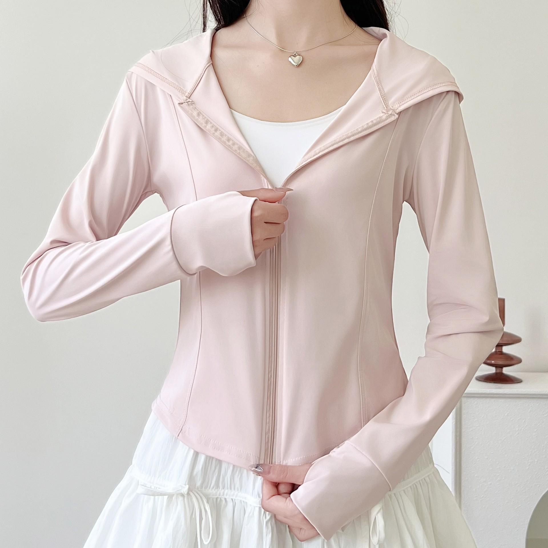 

Женская летняя куртка H266 с защитой от ультрафиолета и воздухопроницаемостью – легкая, спортивная, для активного отдыха, защищенная от солнца. M 95-110 lbs