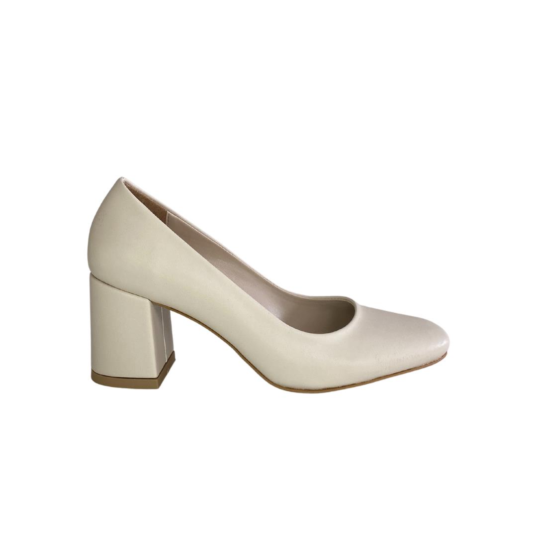 

Женские туфли на среднем каблуке из веганской кожи