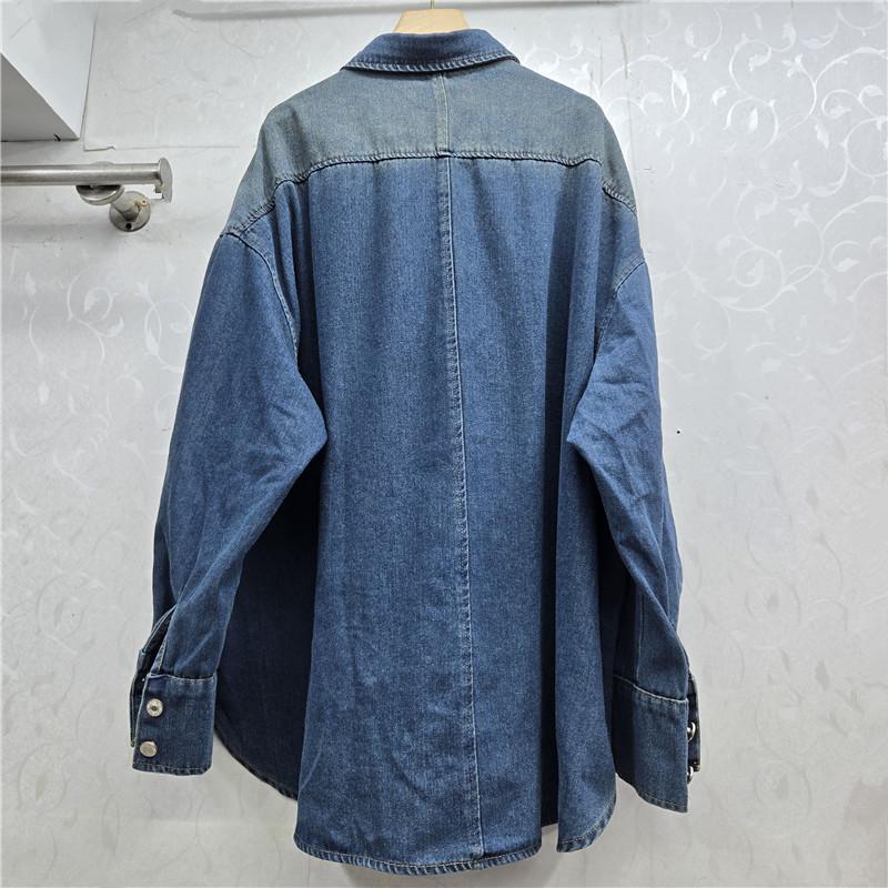 European Station Retro Washed Denim Shirt with 3D Buttons, Batwing Long Sleeves, and Lapel - Autumn/Winter Loose Street Style.