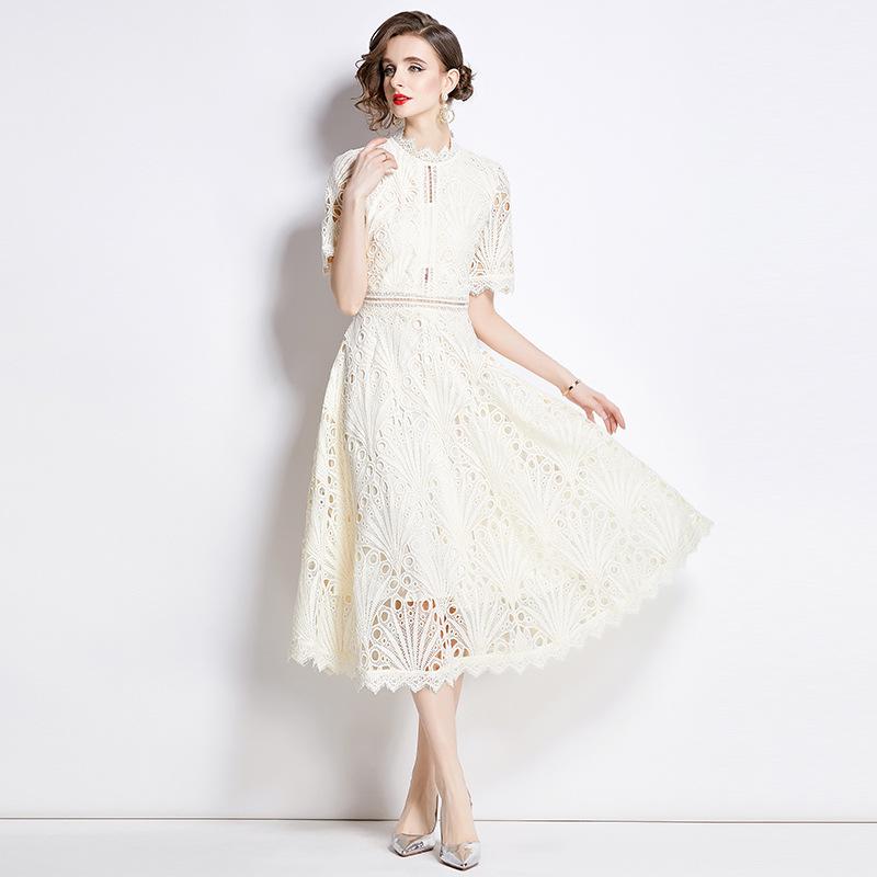 Noblewoman Lace Summer Dress: Elegant Crochet Embroidery for a Lady-like Temperament