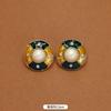 Autumn and winter niche French retro court enamel stud earrings femininity fashionable personality exaggerated Hong Kong style small fragrant ear