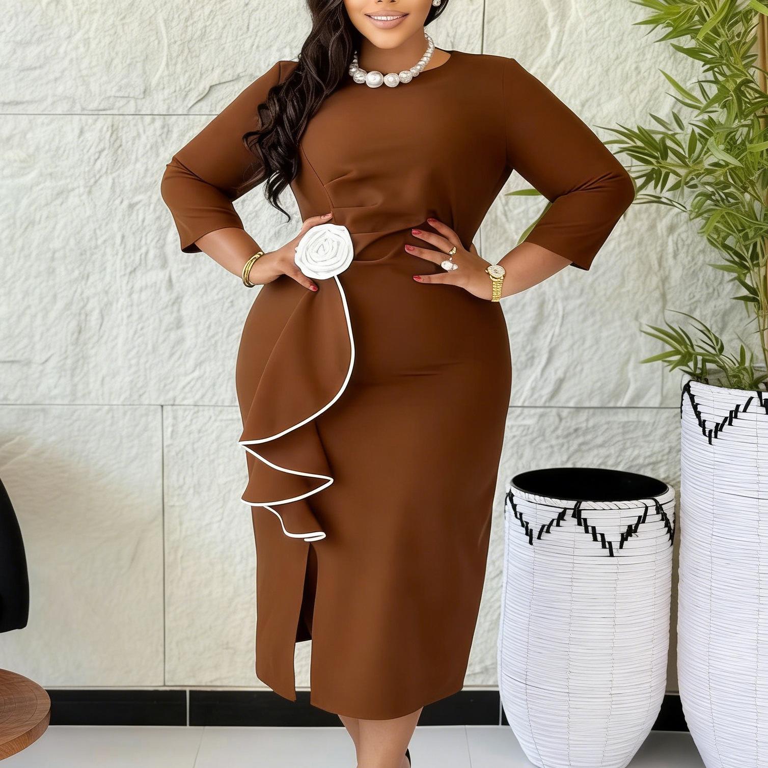 

D612 Елегантна сукня великого розміру з круглим вирізом та 3D квітковими воланами XXL коричневий