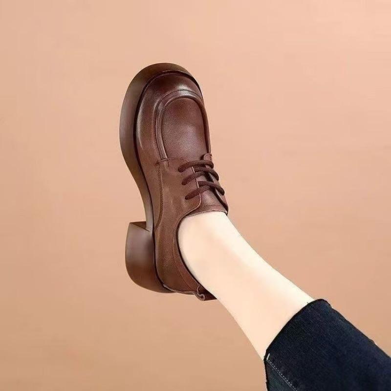 One-pedal women's single shoes spring and summer new medium thick heel soft leather breathable and comfortable small leather shoes