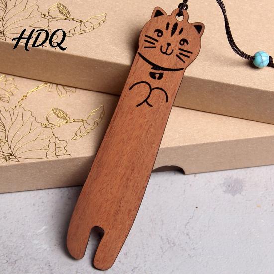 Durable Wood Bookmark Wooden Cartoon Cat Bookmarks for Book Lovers Natural Marker