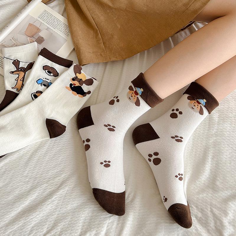Calcetines de dibujos animados, Calcetines de media caña para mujer de otoño e invierno con bordes festoneados, Calcetines lindos Dui de perro salchicha, Calcetines largos marrones