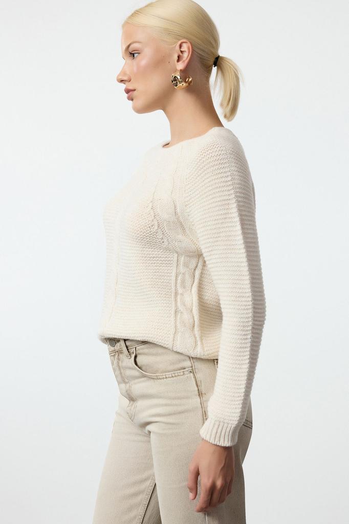 Women's Fashion Stylish Sweater Emerald Green Soft Textured Hair Braided Seamless Knitwear Sweater