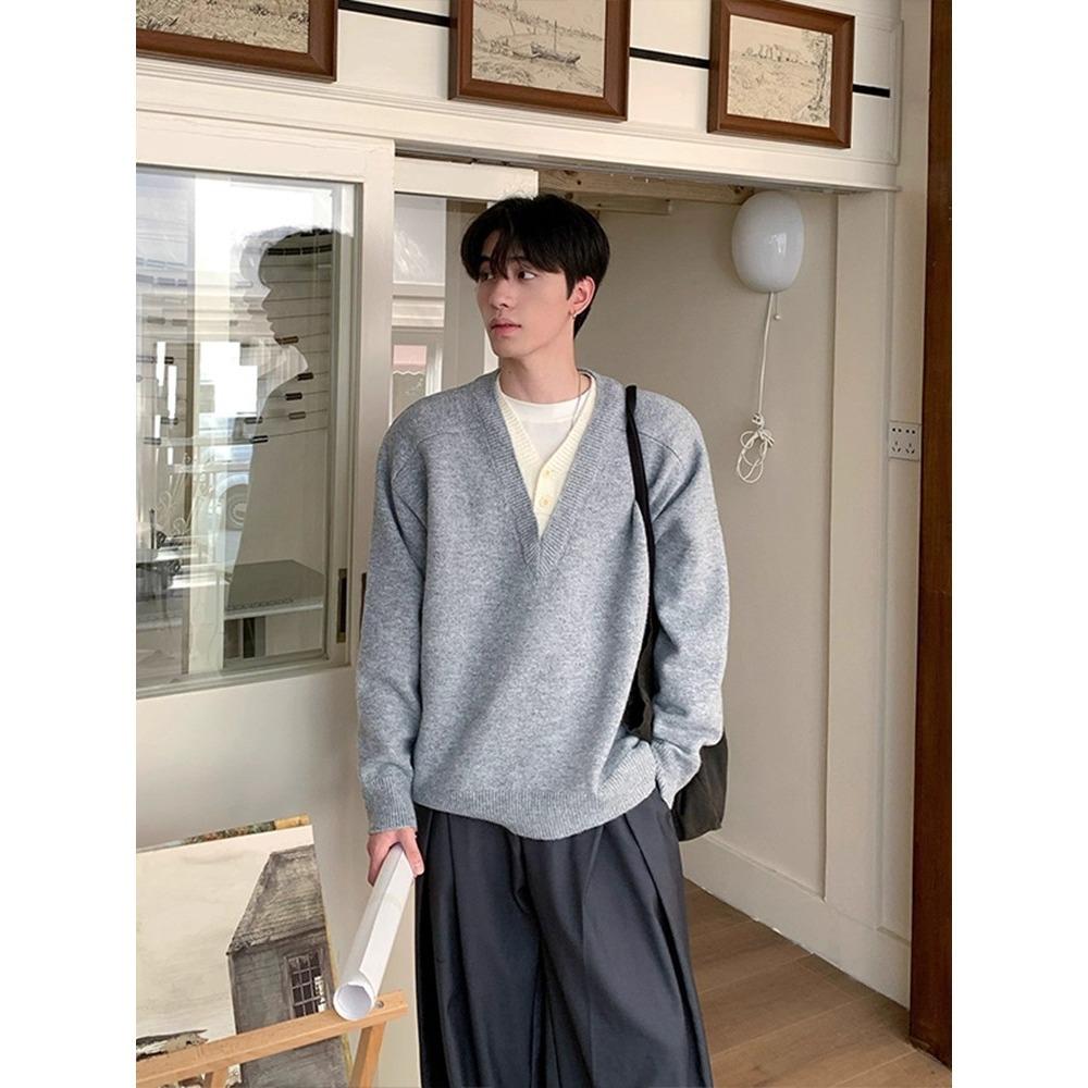 Men's V-Neck Two-Piece Look Hoodie - Textured, Loose Casual Sweater for Spring/Autumn