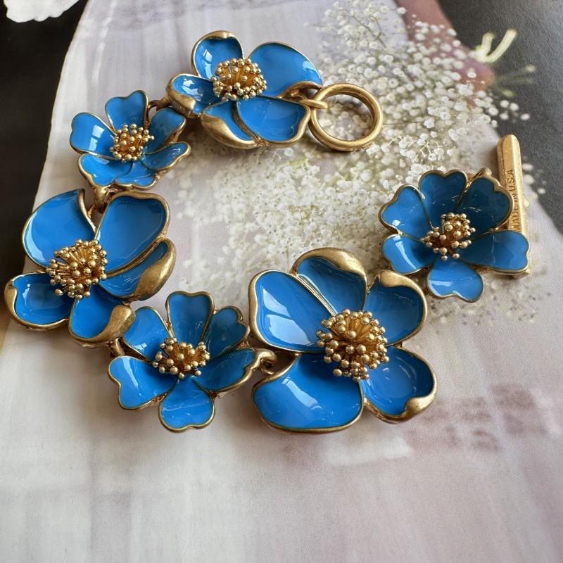 Vintage Floral Enamel Bracelet Women Alloy Electroplated Flower Bangle 2025 Fashion Jewelry Wedding Party