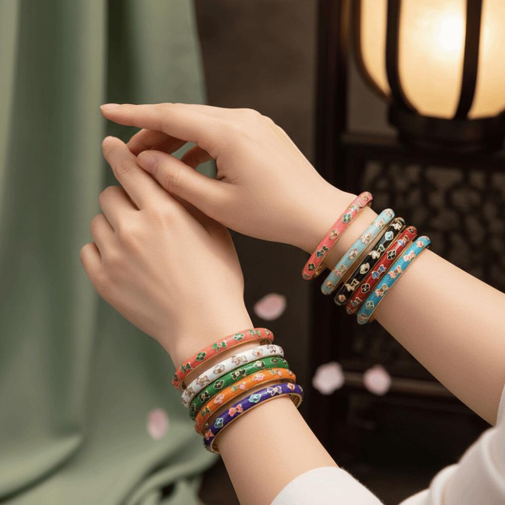 Kleines Pferd Vintage Cloisonné Armreif Chinesischer Stil Damen Handarmband Glasierter Armreif Mädchen