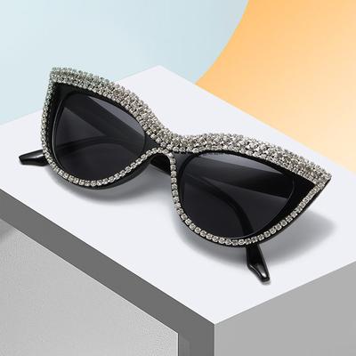 Vintage Cat Eye Sunglasses with Rhinestones New In Stylish Women Shades Ins Trendy Handmade Brand Designer Eyewear