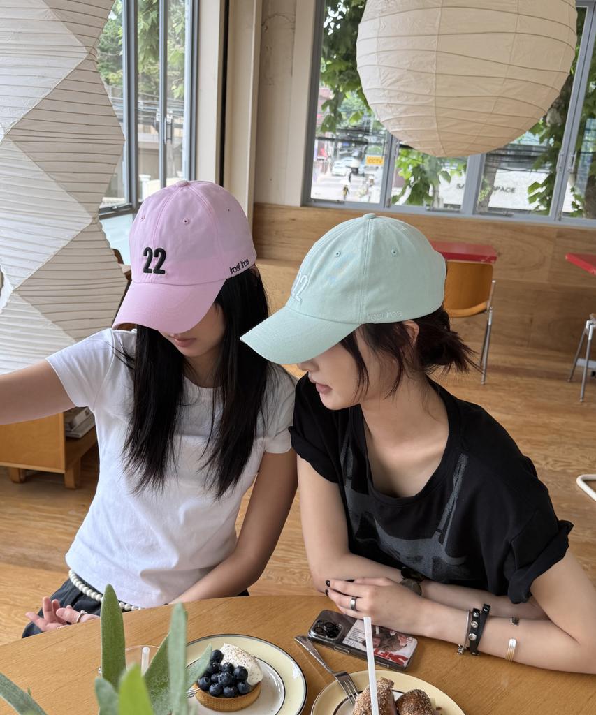 Ilosiiloa Ir 22 Cap (Navy)