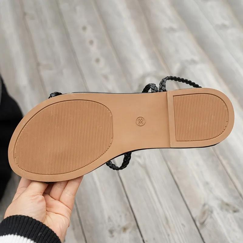 Fashion Casual Female Shoes 2024 Hot Sale Thong Women's Sandals Outdoor Sandals Women Round Toe Slip on Flat with Plus Size Shoes Women