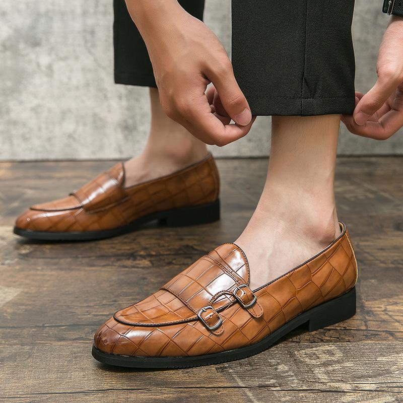 Herrenschuhe große Größe Sommer neue Freizeitschuhe aus Leder Mode Britischer Stil Slipper Trend Retro Bräutigam Hochzeitsschuhe