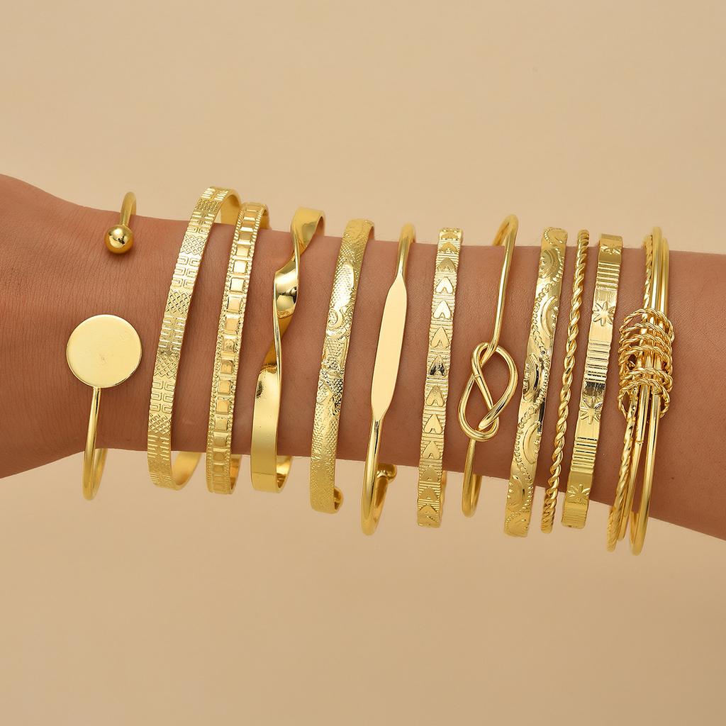 Vintage Boho Gold Color Metal Bangles Set for Women Punk Hiphop Textured Bracelets Fashion Wedding Daily Wear Party Jewelry Gift