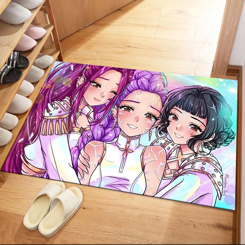 Kwadratowe dywany z postaciami z anime fantasy to świetny wybór do salonów, sypialni, wystroju domu oraz jako prezenty.