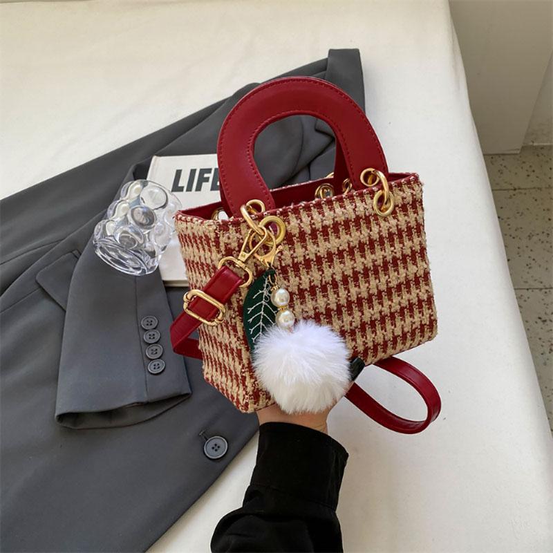 Autumn Winter Woolen Handbag Christmas Style Women  New Fashion Checkered Mini Square Bag Senior Sense Crossbody Pack