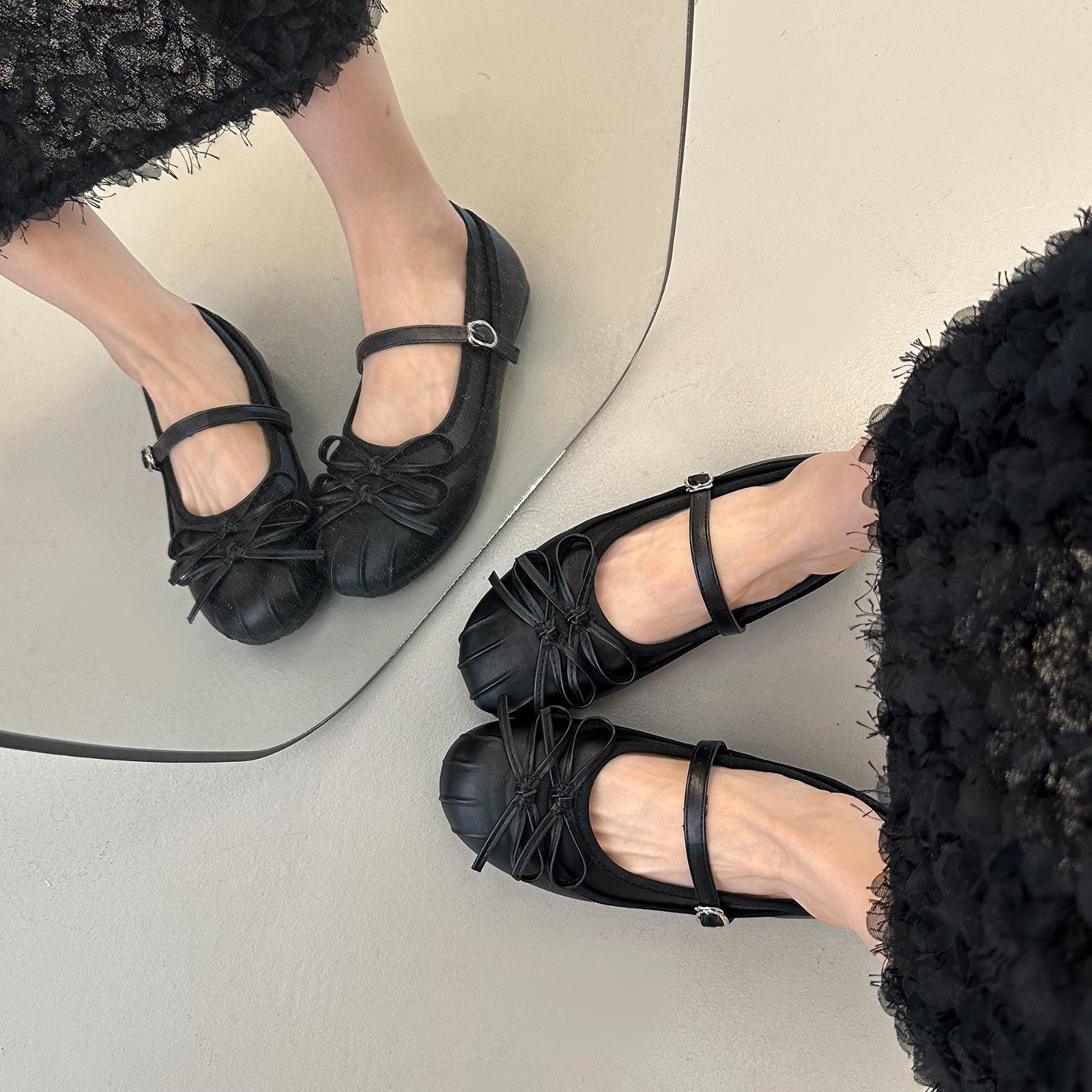 

Серебристые туфли-балетки с бантом, увеличивающие рост, для женщин, летняя новинка 2025 года, мягкие плоские туфли-бини на одном педале 40 чёрный