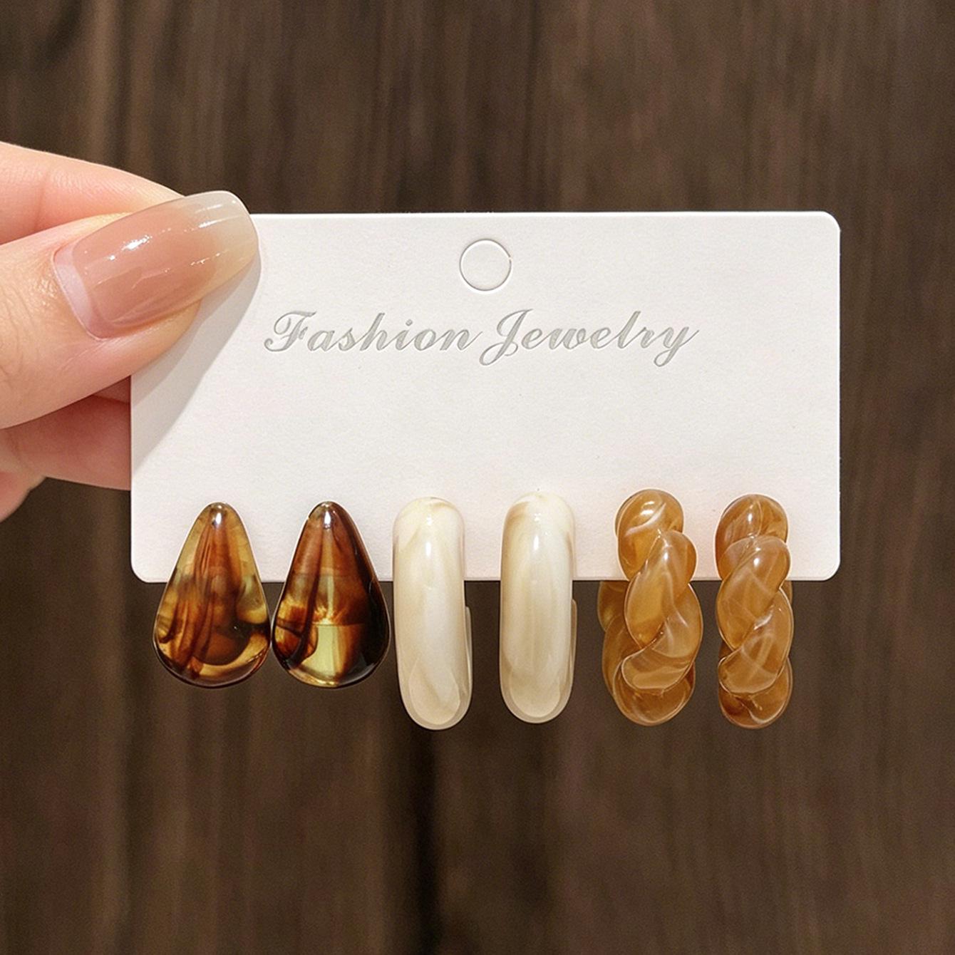 Resin Water Drop Earrings: Women s Dark Color, Light Luxury, High-End Retro Studs