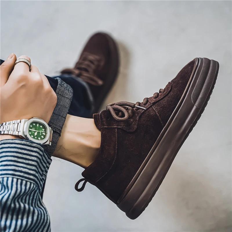 Fashion Men's Sneakers Skateboard Loafers Sports and Leisure Wear-resistant Non-Slip Shoes for Men Soft and Comfortable Round Toe New