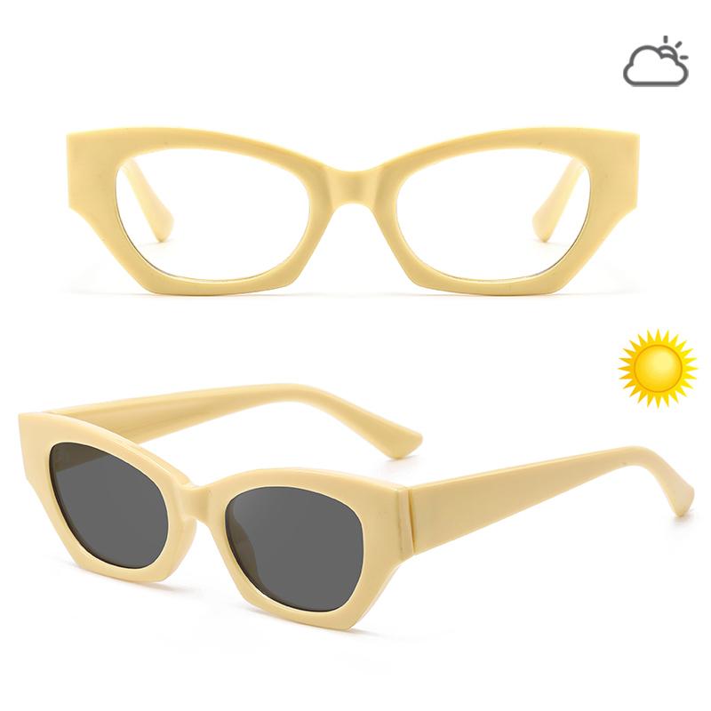Children Classic Cat's Eye Photochromic Glasses  Fashion Retro Radiation Protection Eyewear For Boys And Girls