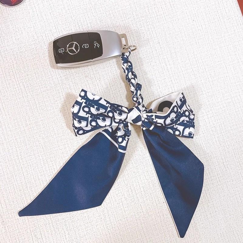 Luxury Blue Silk Scarf Bow Handbag and Car Keychain Pendant with D Letter