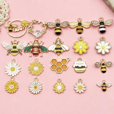 Drip Oil Bee Honey Pot Pendant Keychain Accessory