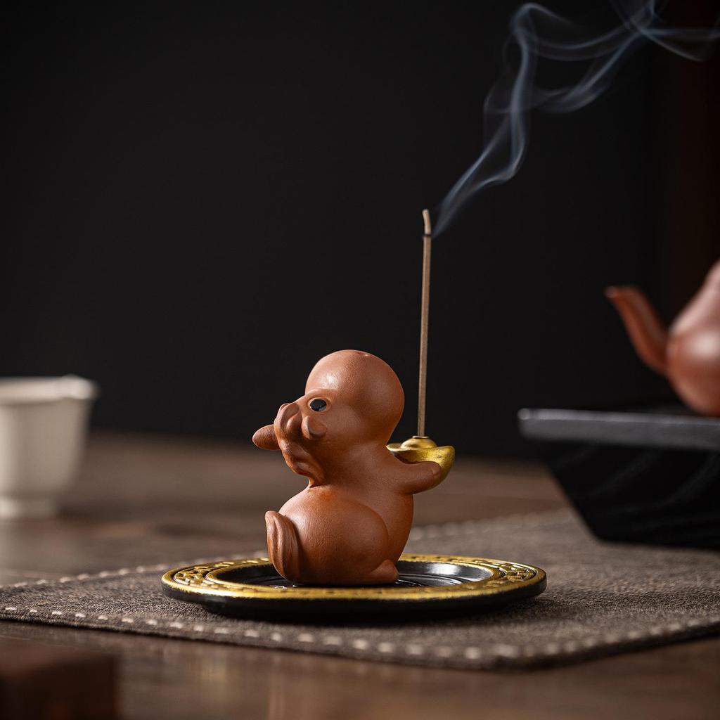 Creative Zisha Fu Ma Incense Burner for Home, Desktop, or Teahouse Decor