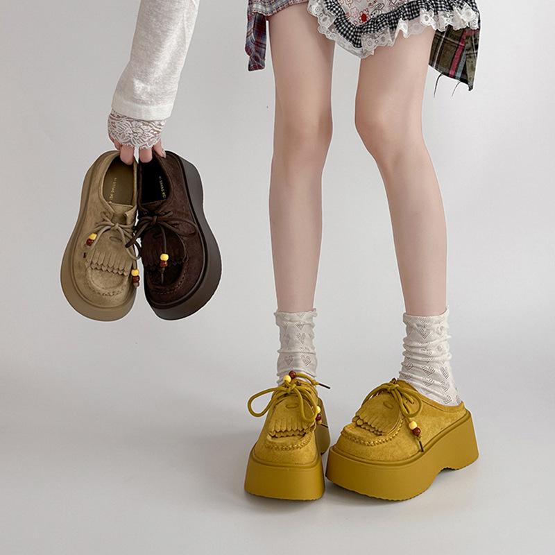 Retro Platform Beaded Lace-up Martin Boots Women's Autumn and Winter Lace-up Fashion Matte Leather Versatile Platform Casual Shoes Tide