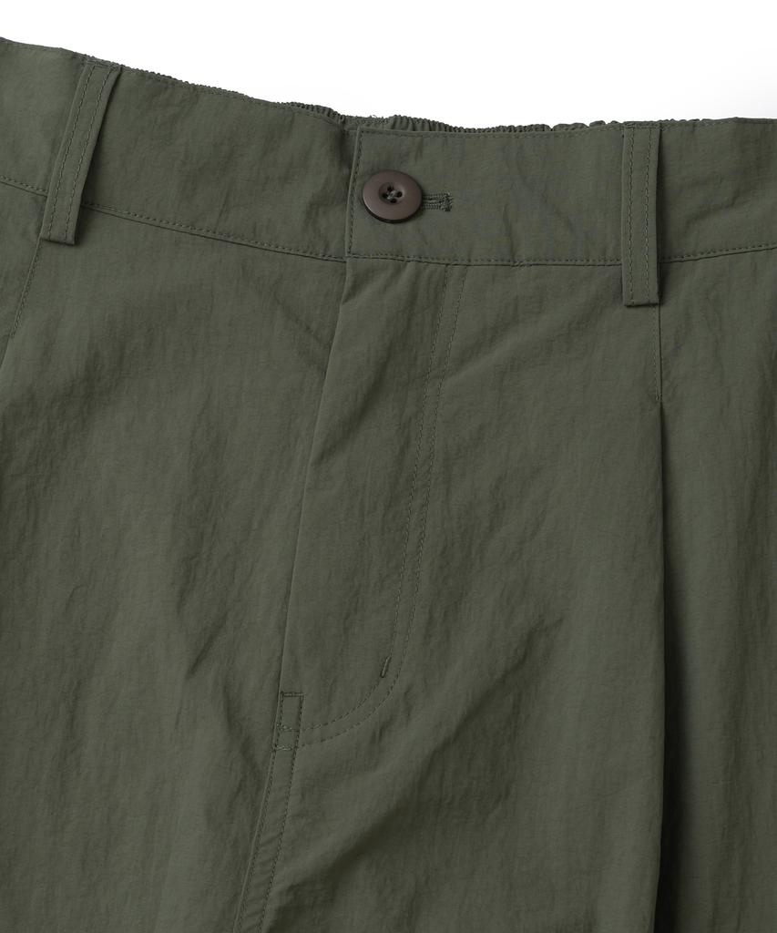NOT4NERD Knee Tuck Parachute Cargo Bermuda Shorts - Khaki