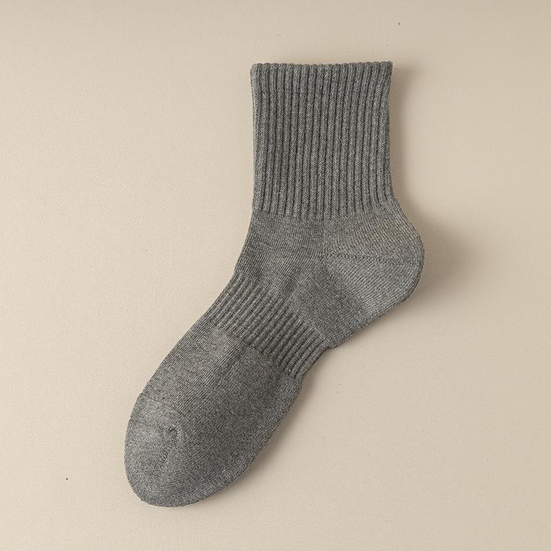 Men's Autumn and Winter Long Soft Cotton Socks, Solid Color Business Series Men's Socks, Sweat-absorbing and Breathable Mid-calf Sports Socks