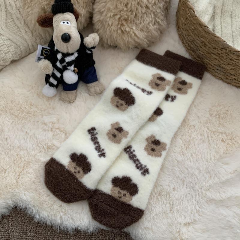 Little Bear Cookie Coffee-colored Australian Velvet Socks for Women, Thickened with Velvet, Warm and Cute, Autumn and Winter Sleeping Floor Socks