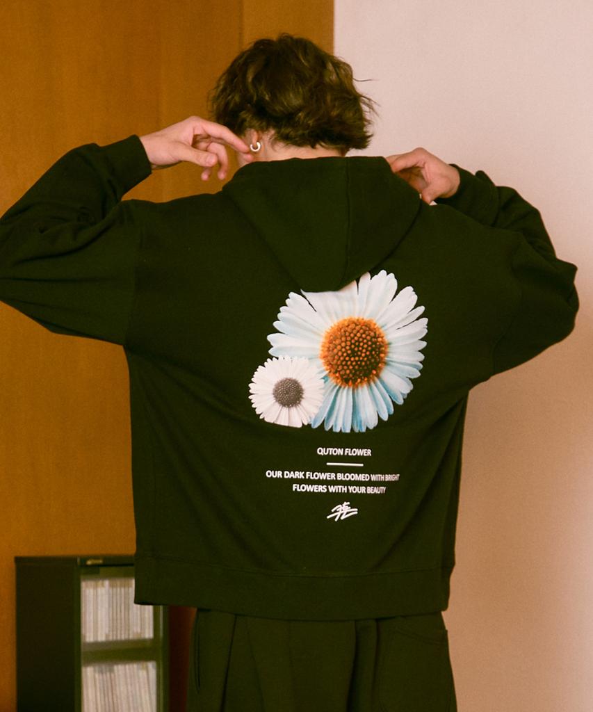 Quton Daisy Flower Oversized Zip-Up Hoodie 2 Colors