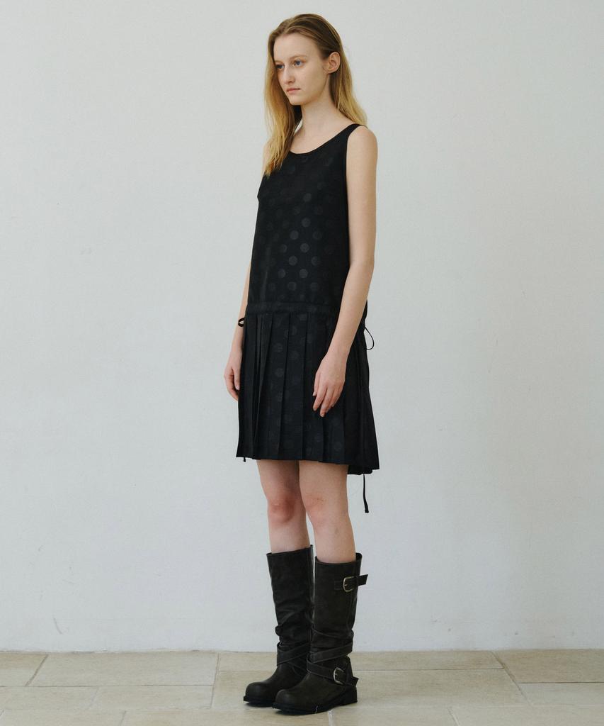 Mais Polka Dot Pleated Mini Dress / Black