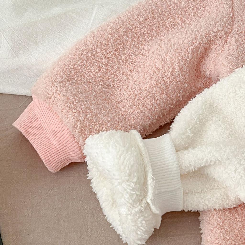 Baby Girls and Boys Cartoon Bear Conjoined Khaki Bunny Plus Velvet Super Cute Warm Long Climbing Suit Winter.