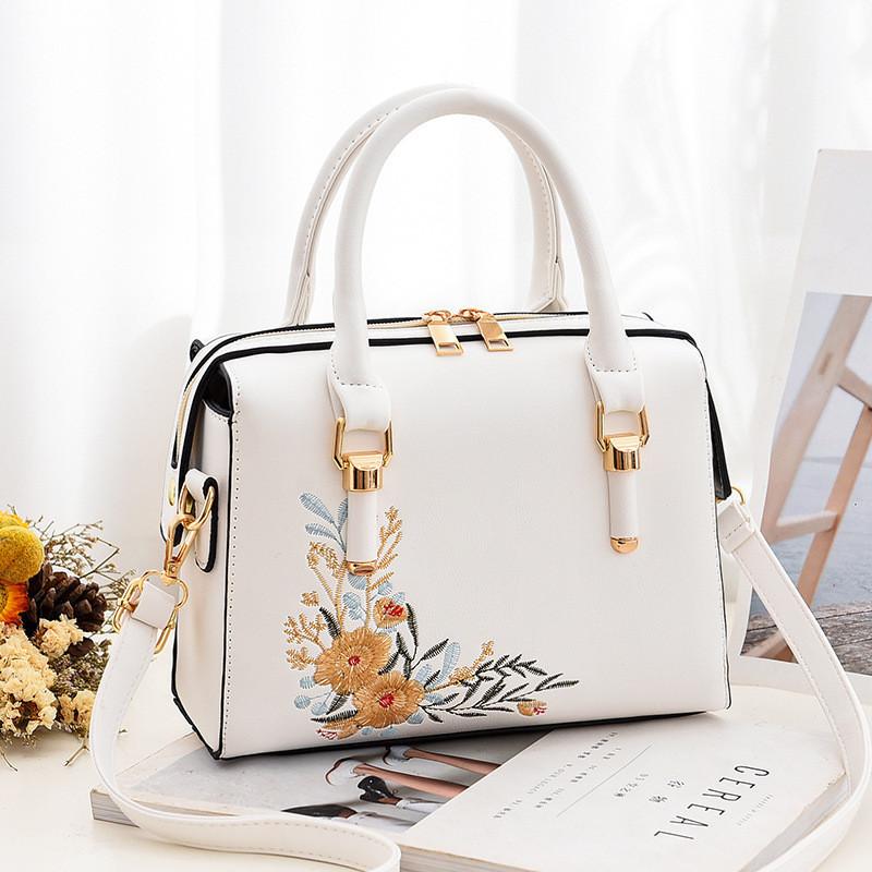 Style Pu Handbag With Embroidered Flowers For Daily Fashion And Casual Outings