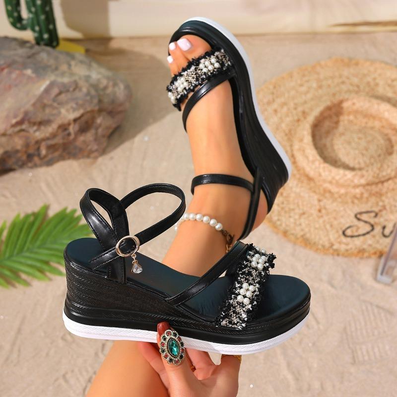 New Summer Roman‑Style Plus‑Size Pearl‑Decorated Thick‑Sole Buckle Fashion Sandals