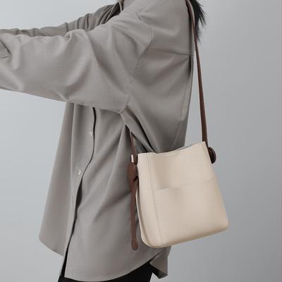 2025 New Women's Bag Crossbody Bag Bucket Bag Large Capacity Genuine Leather Versatile High-end Handbag