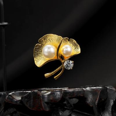Simple Pastoral Style Diamond-Encrusted Pearl Ginkgo Biloba Brooch, Light Luxury High-End Fashion Coat Suit Shirt Pin