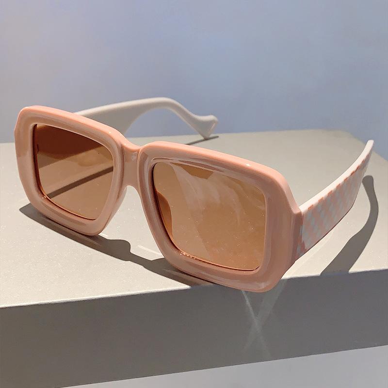 Big Frame Square Chessboard Grid Sunglasses Women For Men Luxury Brand Designer Sun Glasses Vintage Pink Punk Shades Uv400