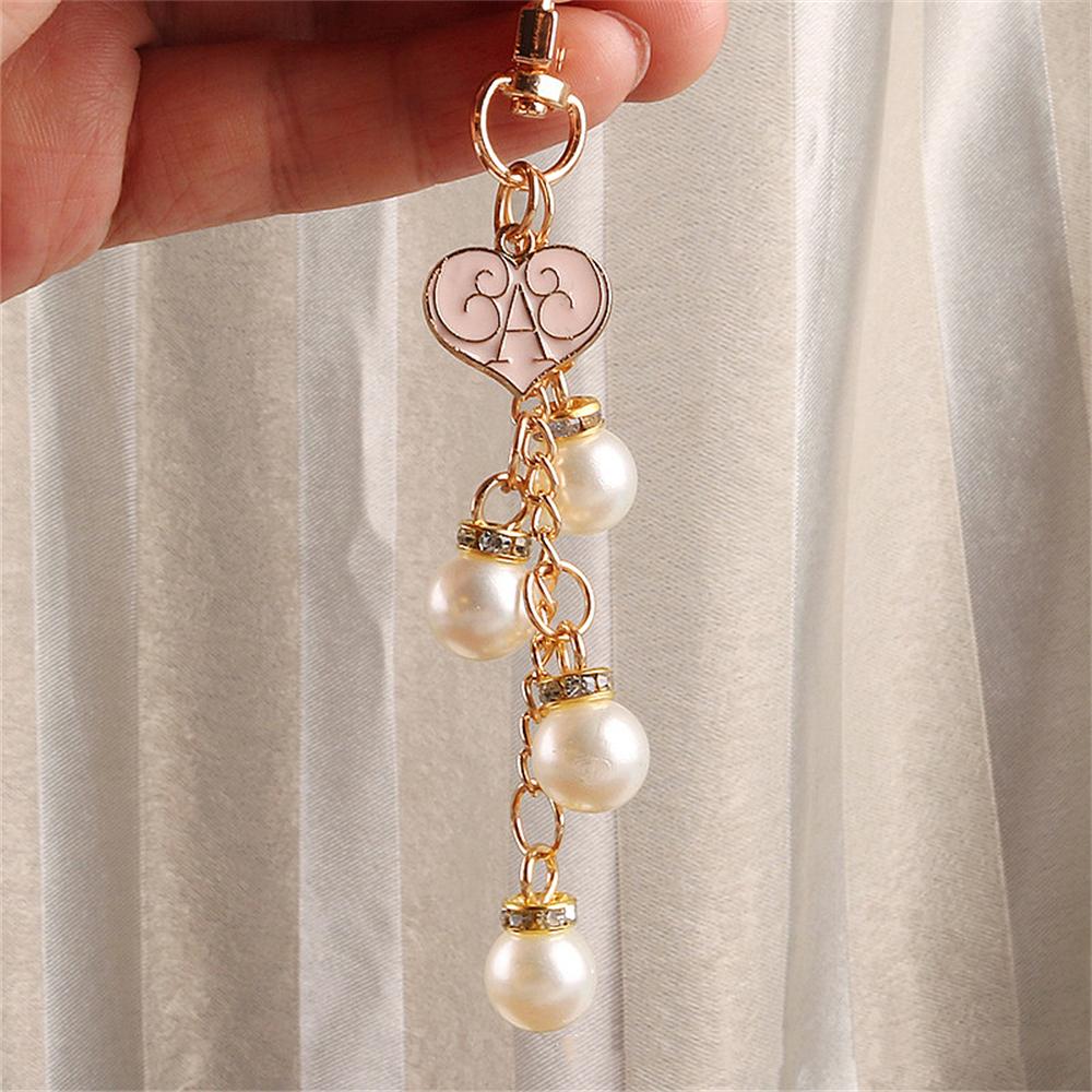 Creative Alloy Keychain Retro Imitation Pearl Crystal Keyring Fashion Bag Metal Accessories Car Key Holder Jewelry Couple Gifts