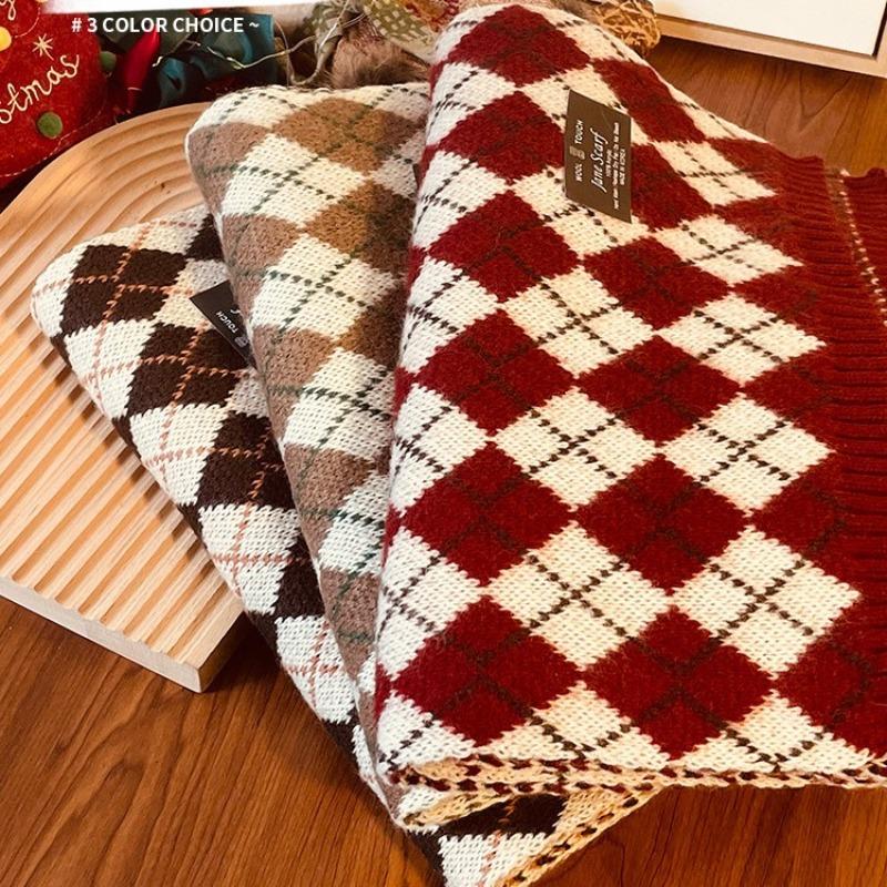 Christmas Scarf Winter Women's Red Plaid Versatile High-end Soft Waxy Wool Scarf Fashionable New Shawl To Keep Warm