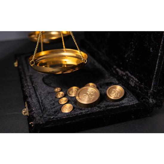 Scale of Justice Avocat Birou Decor Cadou, Echilibrul Echitabil Balanță Alama Lemn Cutie specială din catifea, Obiect de artă Sculptură în stil vintage antic