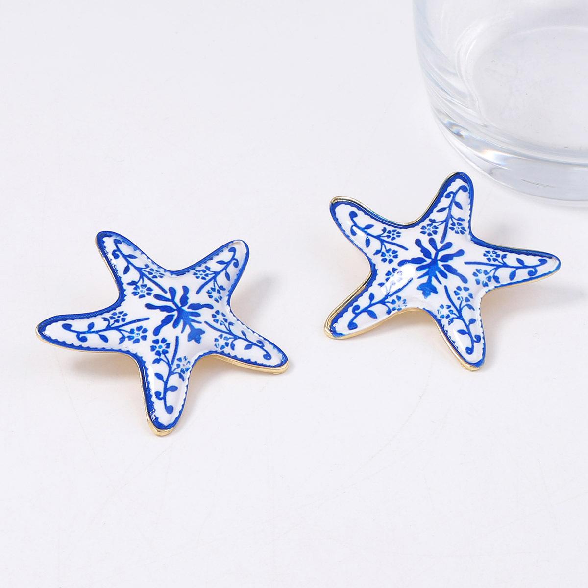

Light luxury trend, colorful enamel glaze alloy star-shaped texture, elegant and versatile ladies stud earrings