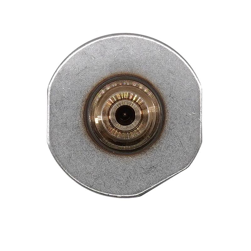 Der Sensor 45PP3-3 ist kompatibel mit Nissan Pathfinder und Navara zur Messung von Kraftstoff- und Öldruck.