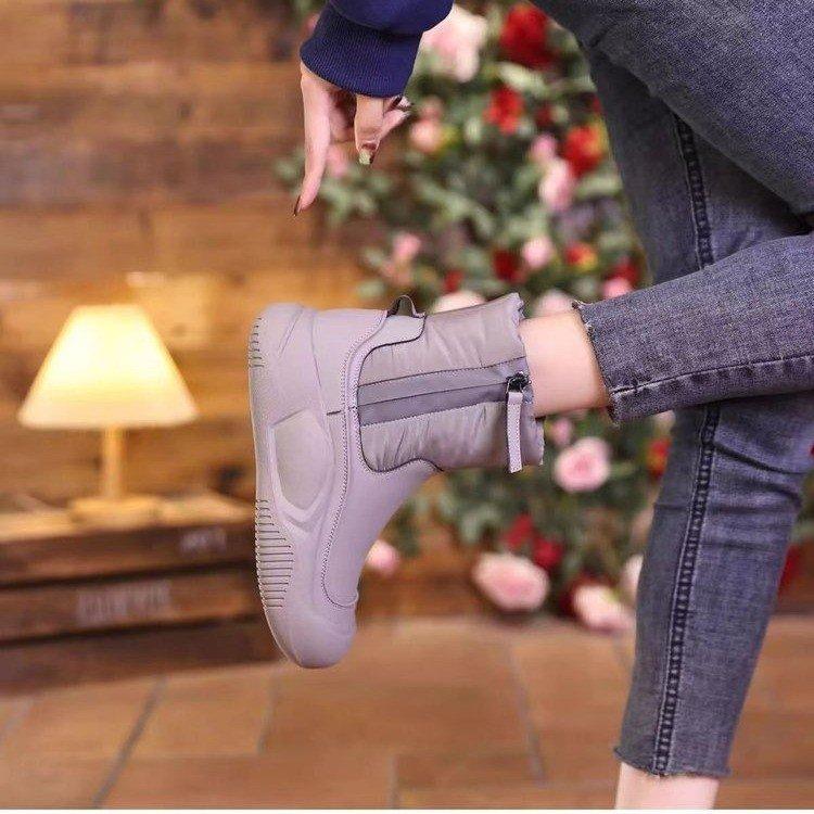 Snow boots women's 2025 new cotton shoes winter velvet thickened Martin boots thick-soled waterproof Northeast short boots women