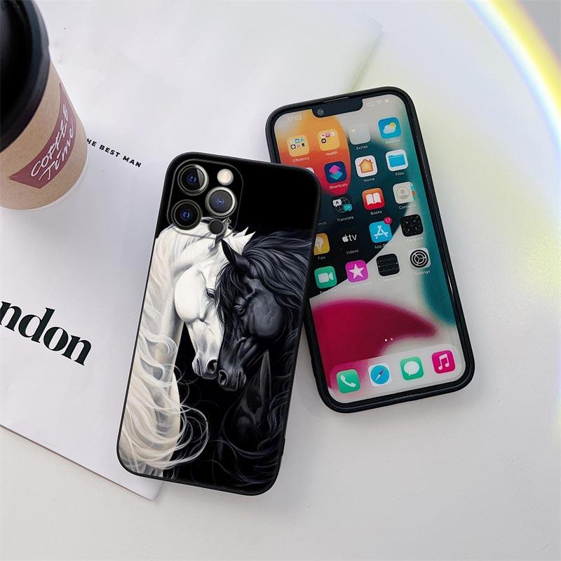 Black White Horses Galloping Phone Case for iPhone 11 15 Pro Max Case Coque 14 Plus 13 Pro 12 X XS XR 7 8 SE 2020 TPU Soft Cover