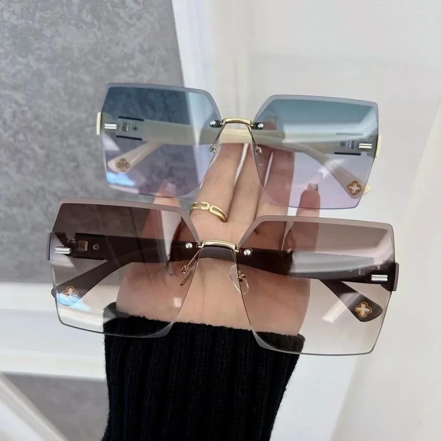 Personality Square Sunglasses Women Men Gradient Sun Glasses Female Male Designer Brand Classic Travel Outdoor