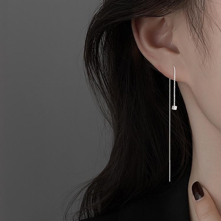 Elegant Square Tassel Earrings: High-End Women's Ear Jewelry for a Sophisticated Look